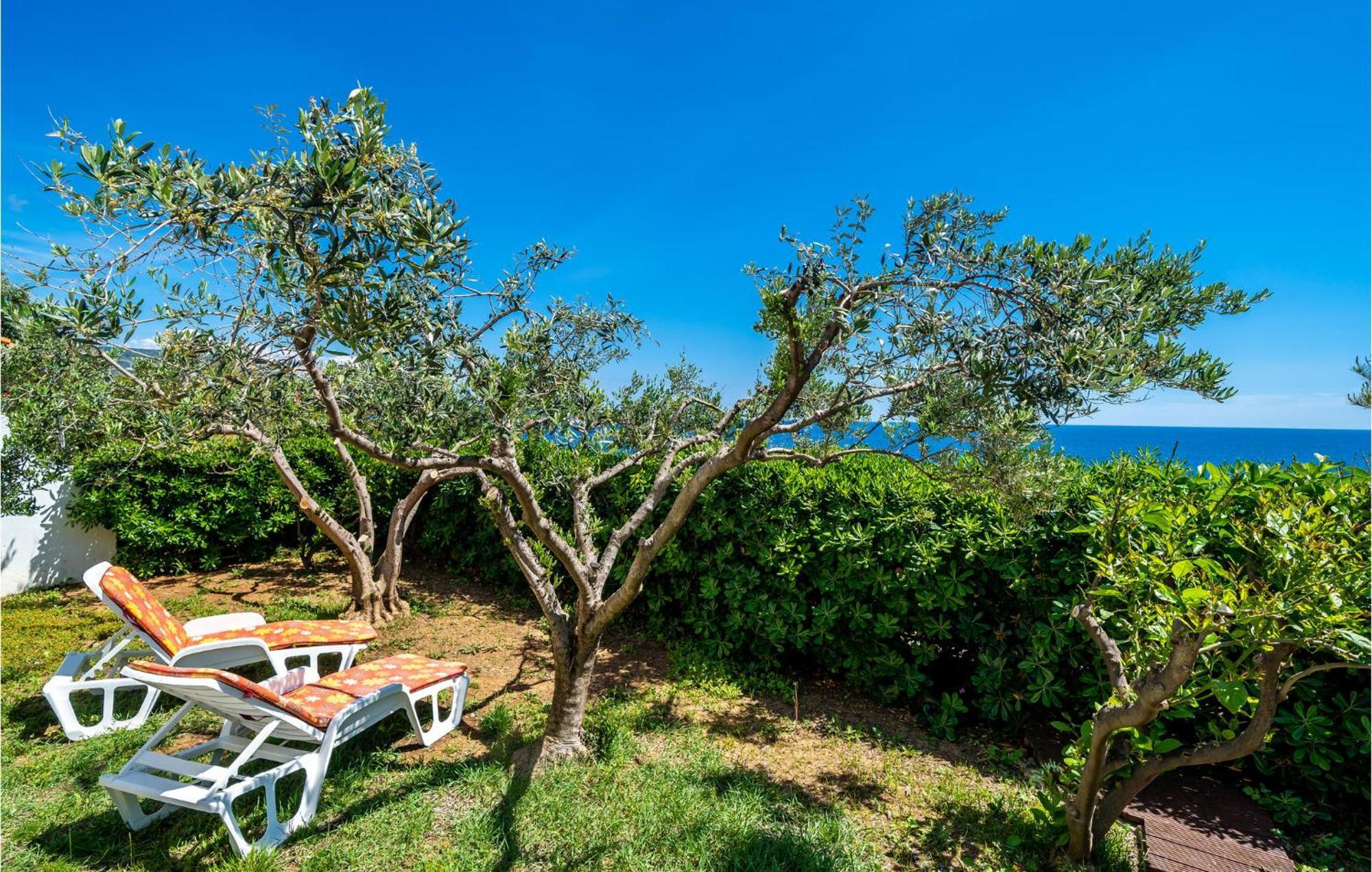 Apartamento Cozy In With House Sea View