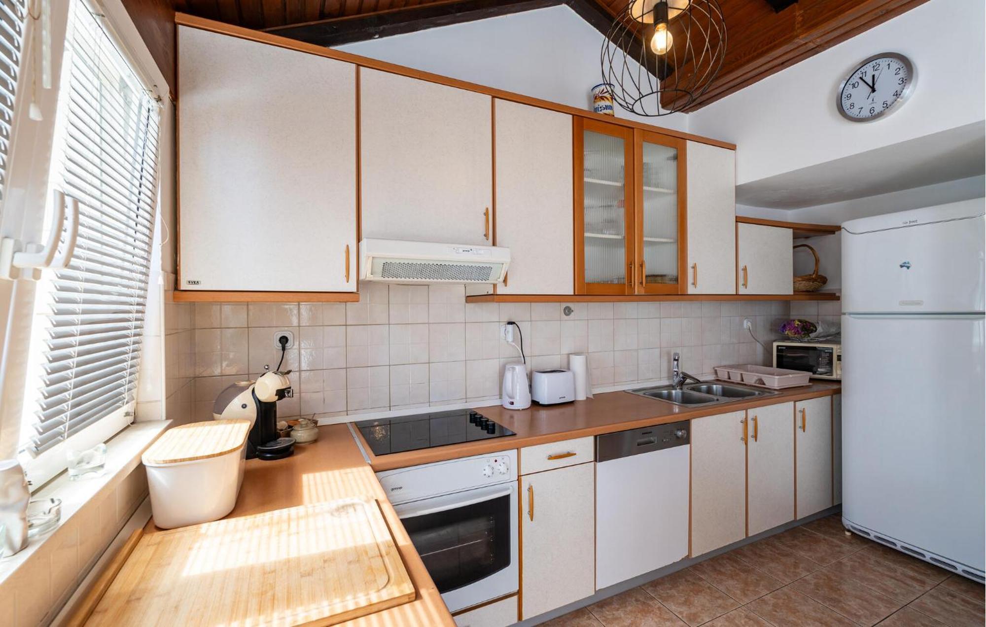 Cozy In With House Sea View Apartment